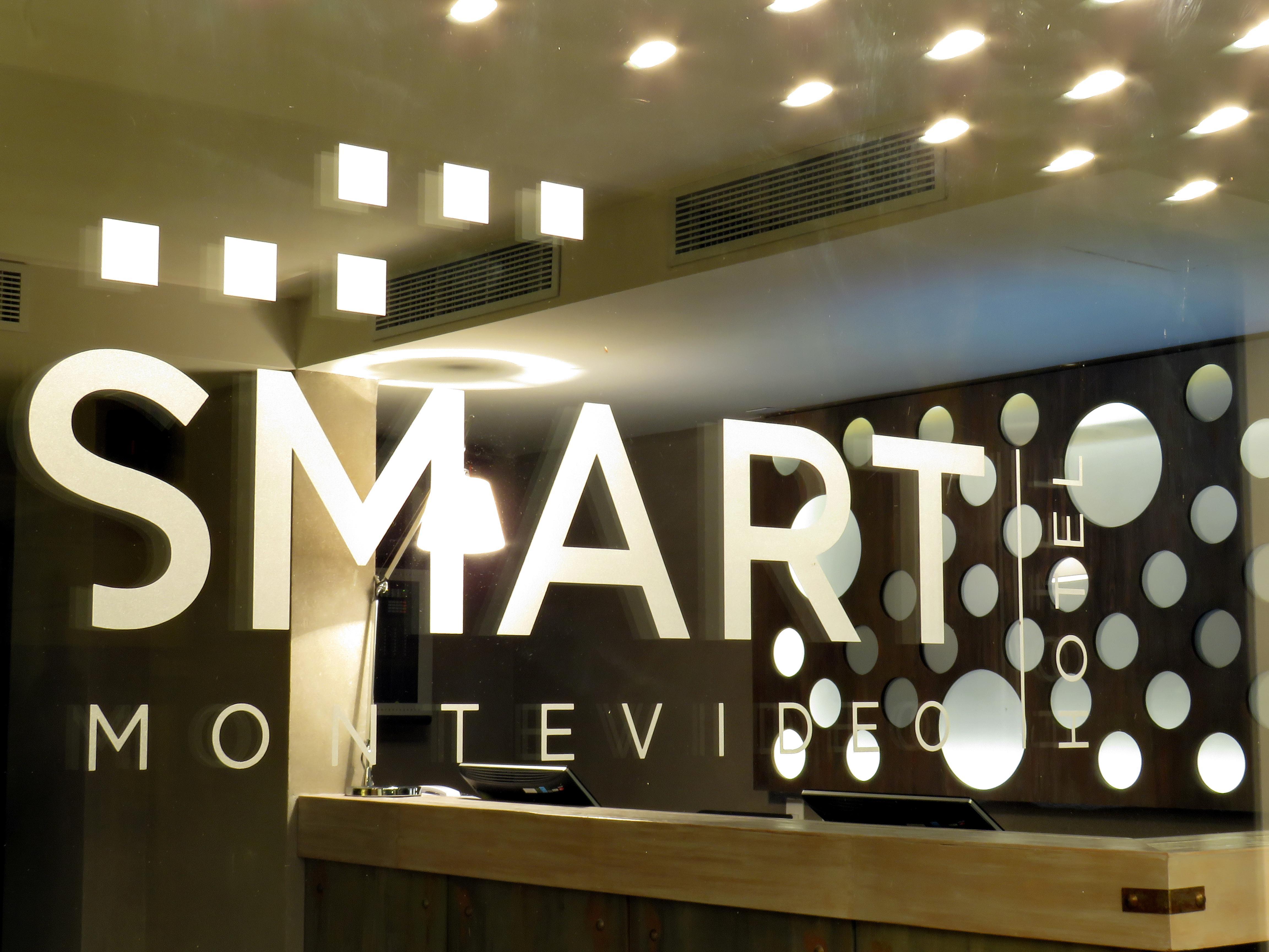 Smart Hotel Монтевидео Екстериор снимка